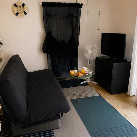 A 100 M - Stationnement Gratuit - 3 Pers Apartment *